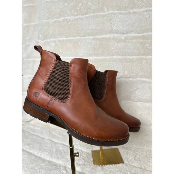 Born Brenta II Chelsea Boot 9M Brown Oil Rubbed Leather - Picture 1 of 6